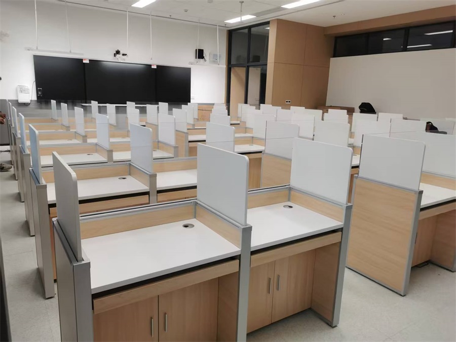 上海交通大學醫學院升降屏風計算機教室