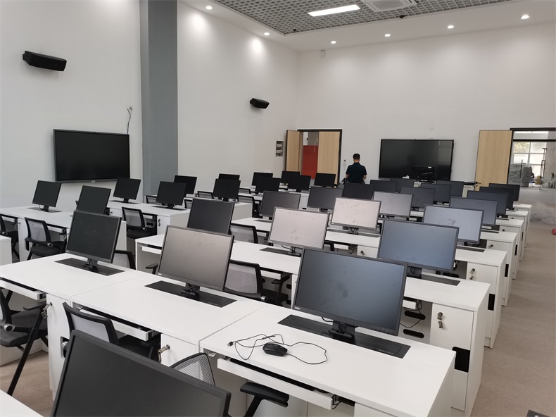 深圳職業(yè)技術(shù)學院多媒體教室
